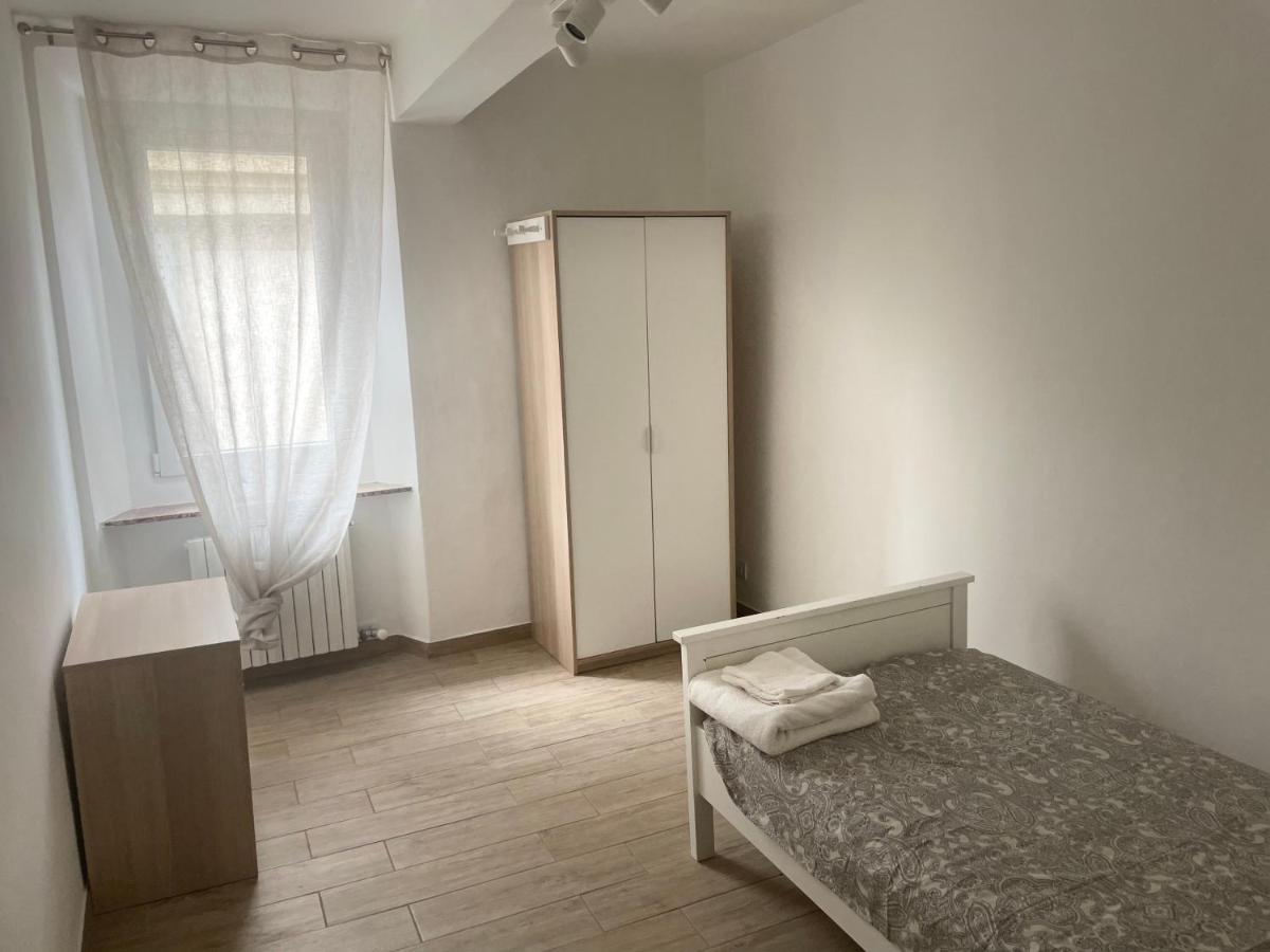 Al Battistero Apartment Parma Bagian luar foto